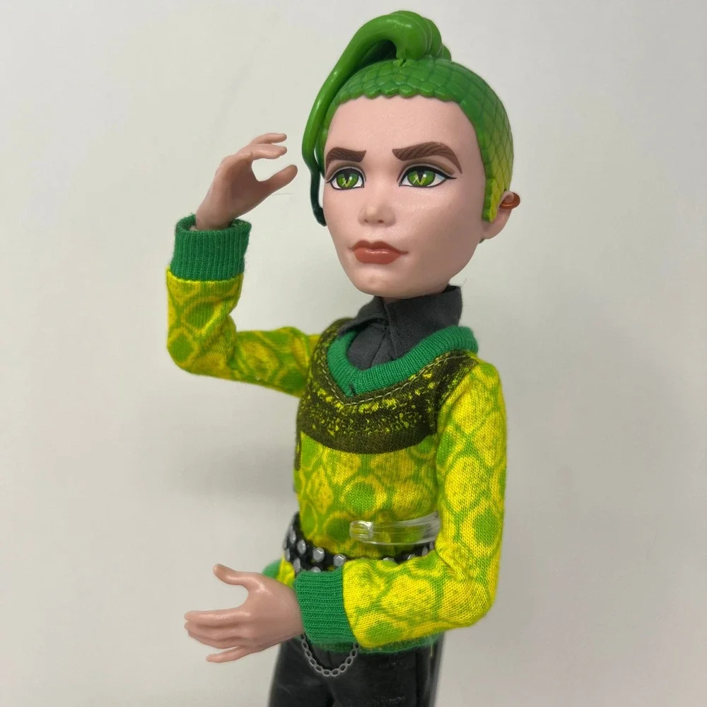 Monster High Deuce Gorgon Boo York Doll 11 Inch Green Hair Boy Figure 2008
